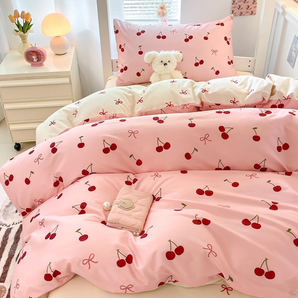 Covebett Pink Duvet Cover Double Red Cherry and Bows Pattern Kawaii Reversible Bedding Set Kids Girls Aesthetic Microfiber Comforter Quilt Cover 200x200 cm with Zipper Closure and 2 Pillowcases 50x75 โ image 1