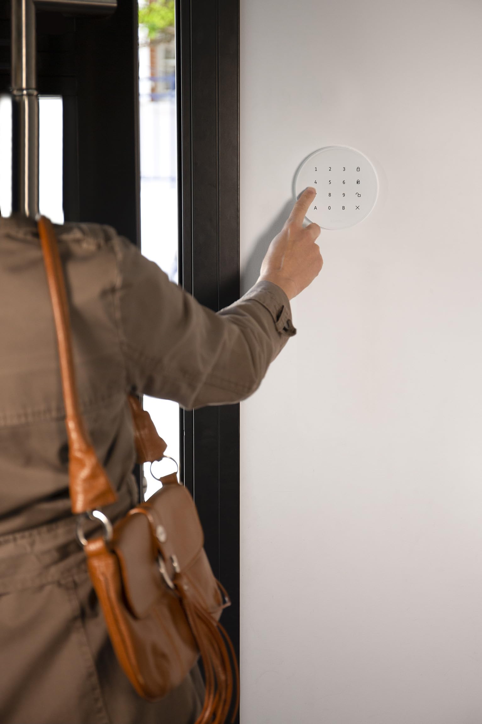 somfy 1875257 - Tastiera Interna per Sistema di Allarme Somfy Home Alarm Advanced, Autoprotezione, Design Semplice e Sottile, Bianco