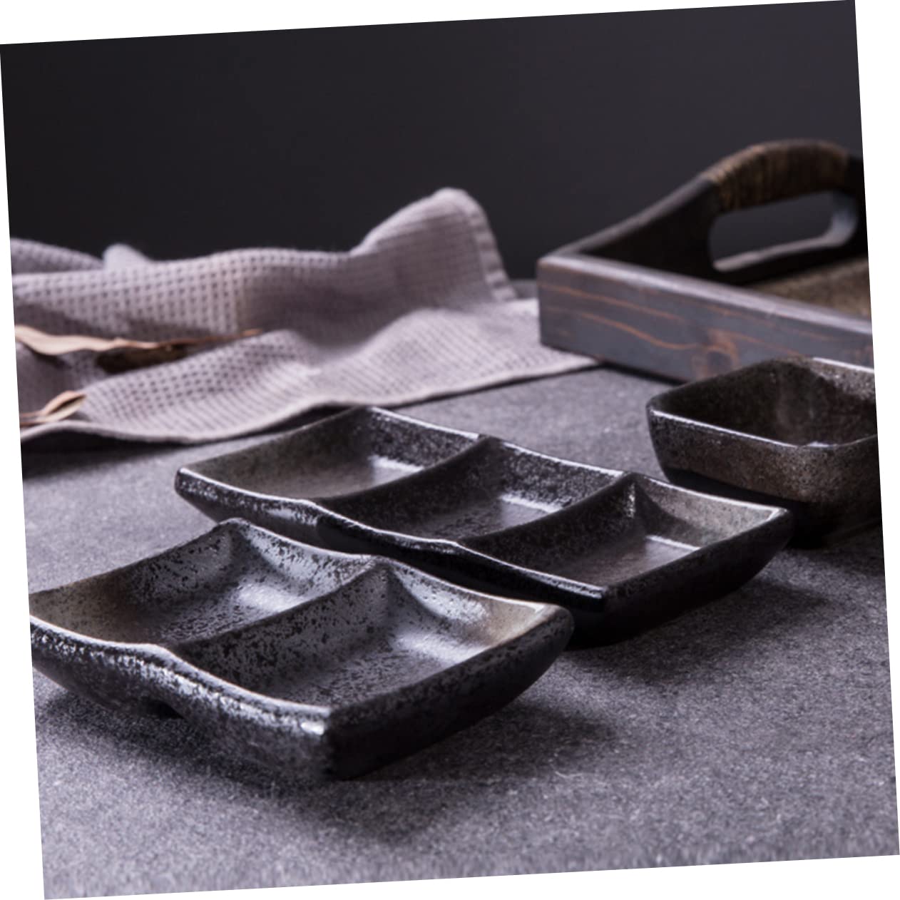 SOLUSTRE 2pcs Ceramic Snack Plates Square Dipping Bowls for Appetizers and Seasoning for Home School Travel and Restaurants Easy to Clean Unique Design