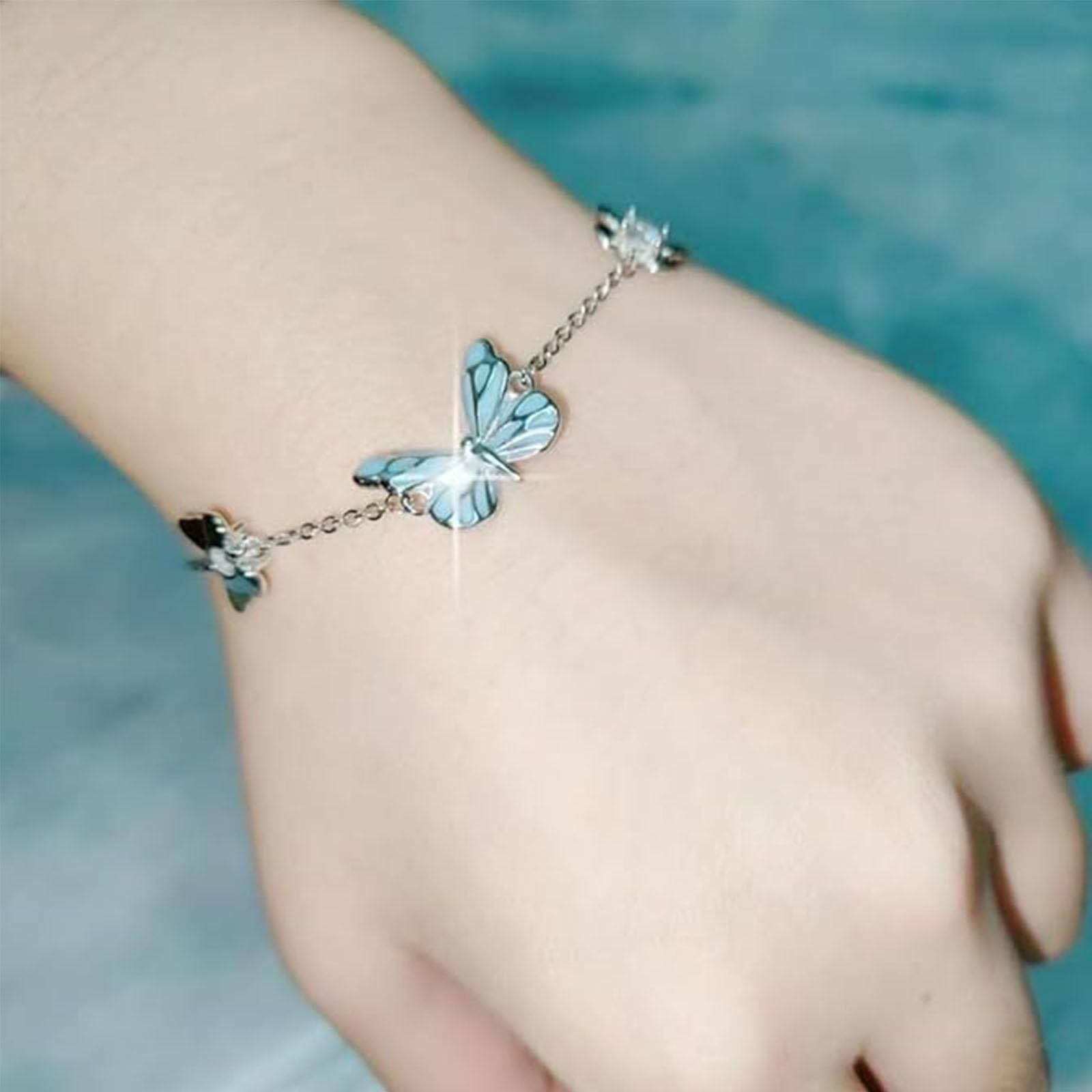 Juego de collar y pulsera de la colección de mariposas luminosas, collar de mariposa, collar con colgante que brilla en la oscuridad para mujer