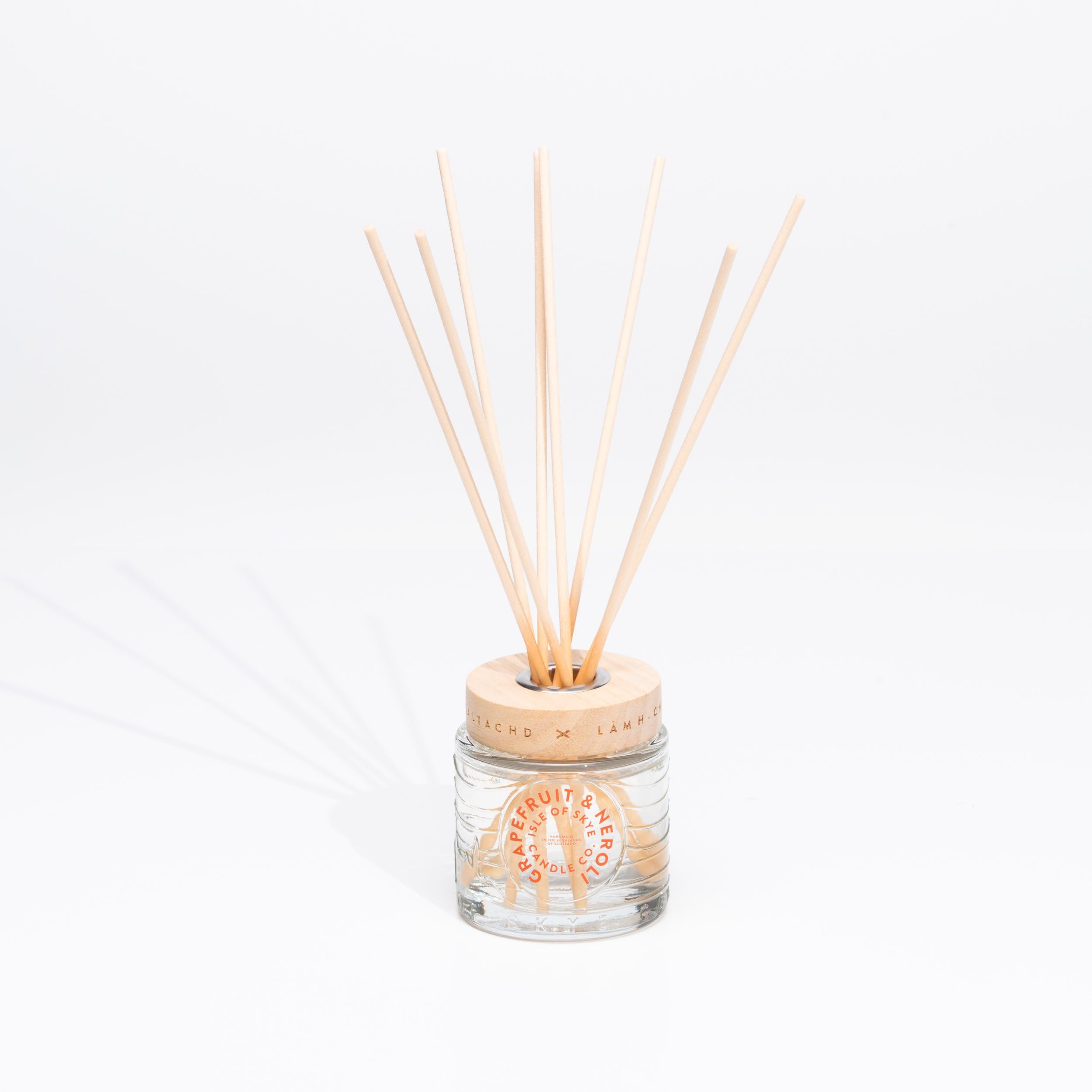 Isle Of Skye Candle Company Grapefruit & Neroli Reed Diffuser | Premium Fragrance | Hand-Poured In Scotland | Effortless Home Fragrance | 10 Weeks Diffuse Time | Plant-Based, Sustainable Augeo