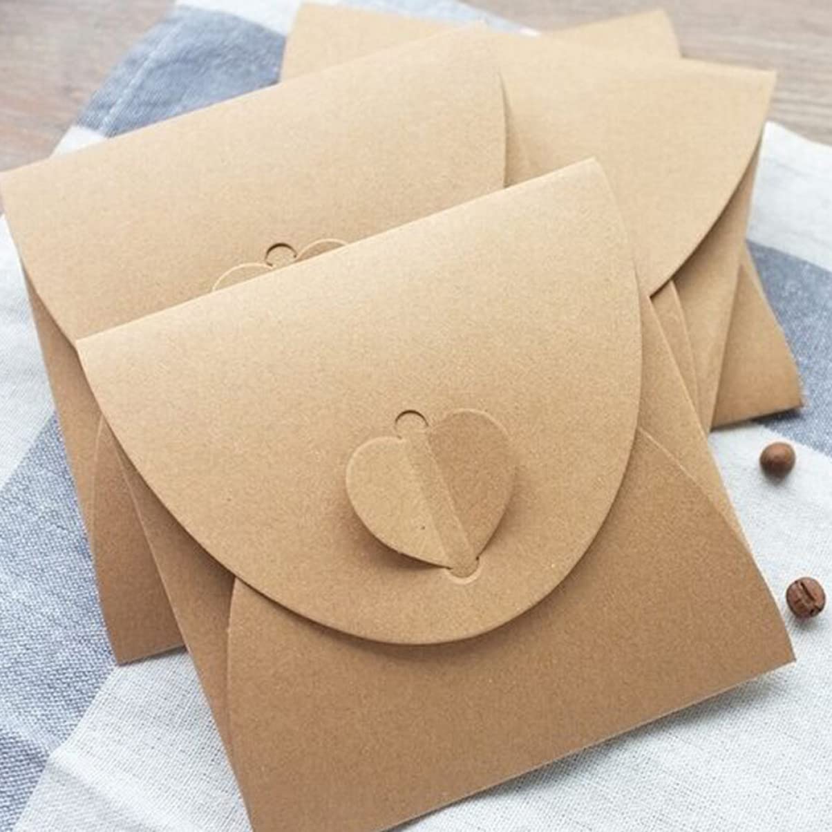 Buste Custodia CD Dvd in Carta Kraft 50 Pezzi per Archiviazione | Protezione Anti-graffio, per Cinema e Casa, Organizzazione Ordinata dei Dischi