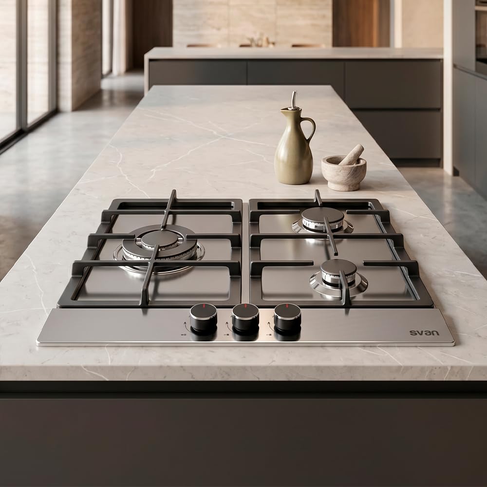 Svan Gaz OG36B00, 3 Brûleurs, Allumage Automatique, Commandes Rotatives, Grilles en Fer Forgé, Sécurité FFD, Installation Intégrée, Nettoyage Facile, Finition en Acier Inoxydable, Diamètres 5