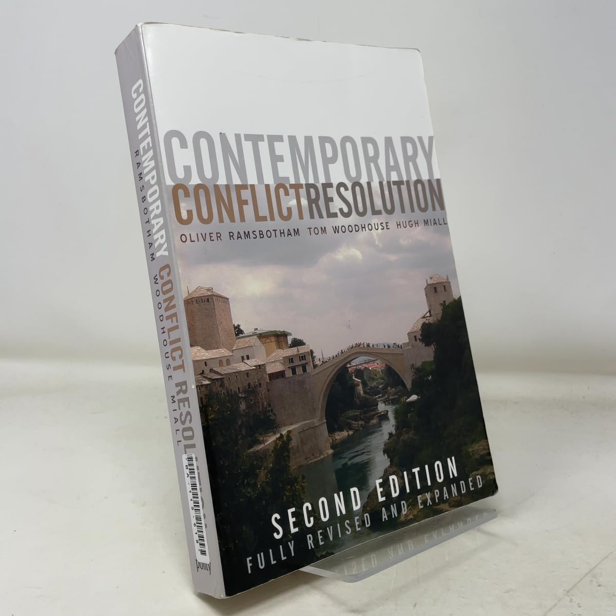Buy Contemporary Conflict Resolution: The Prevention, Management and Transformation of Deadly Conflicts — BookShops.in