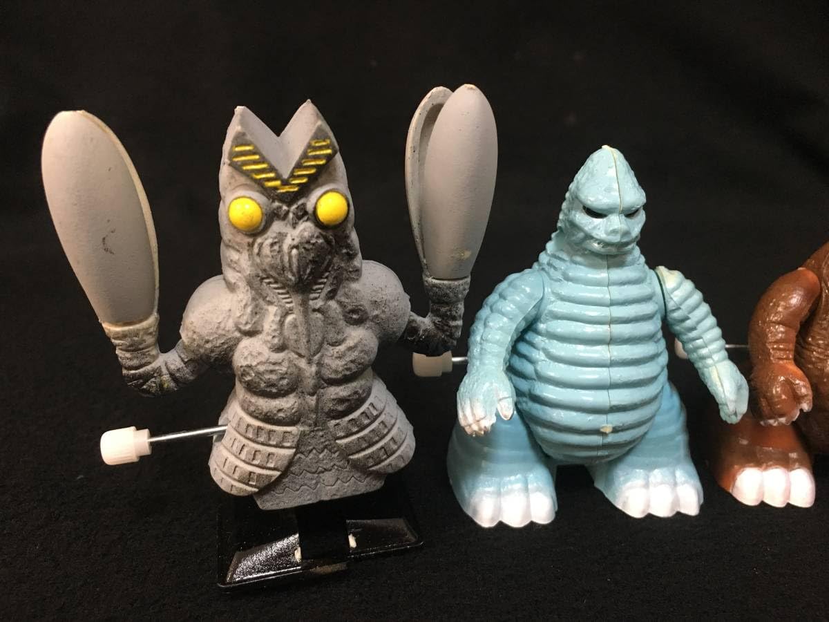 Amazon.co.jp: ノシノシ 怪獣シリーズ 4種セット ゴモラ バルタン星人