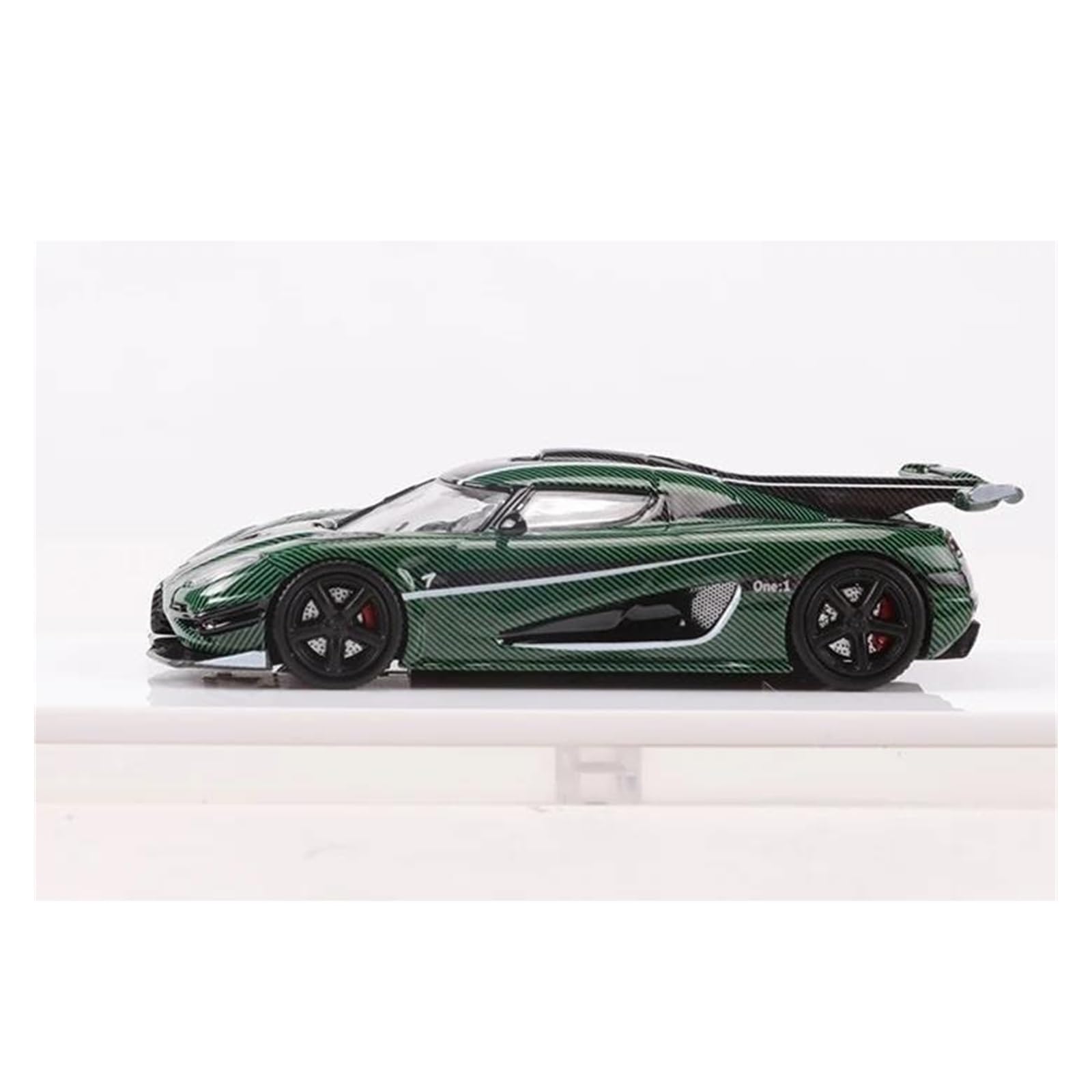 Amazon.co.jp: 1/64 ケーニグセグ アゲーラ ワンに最適:1 ダイ