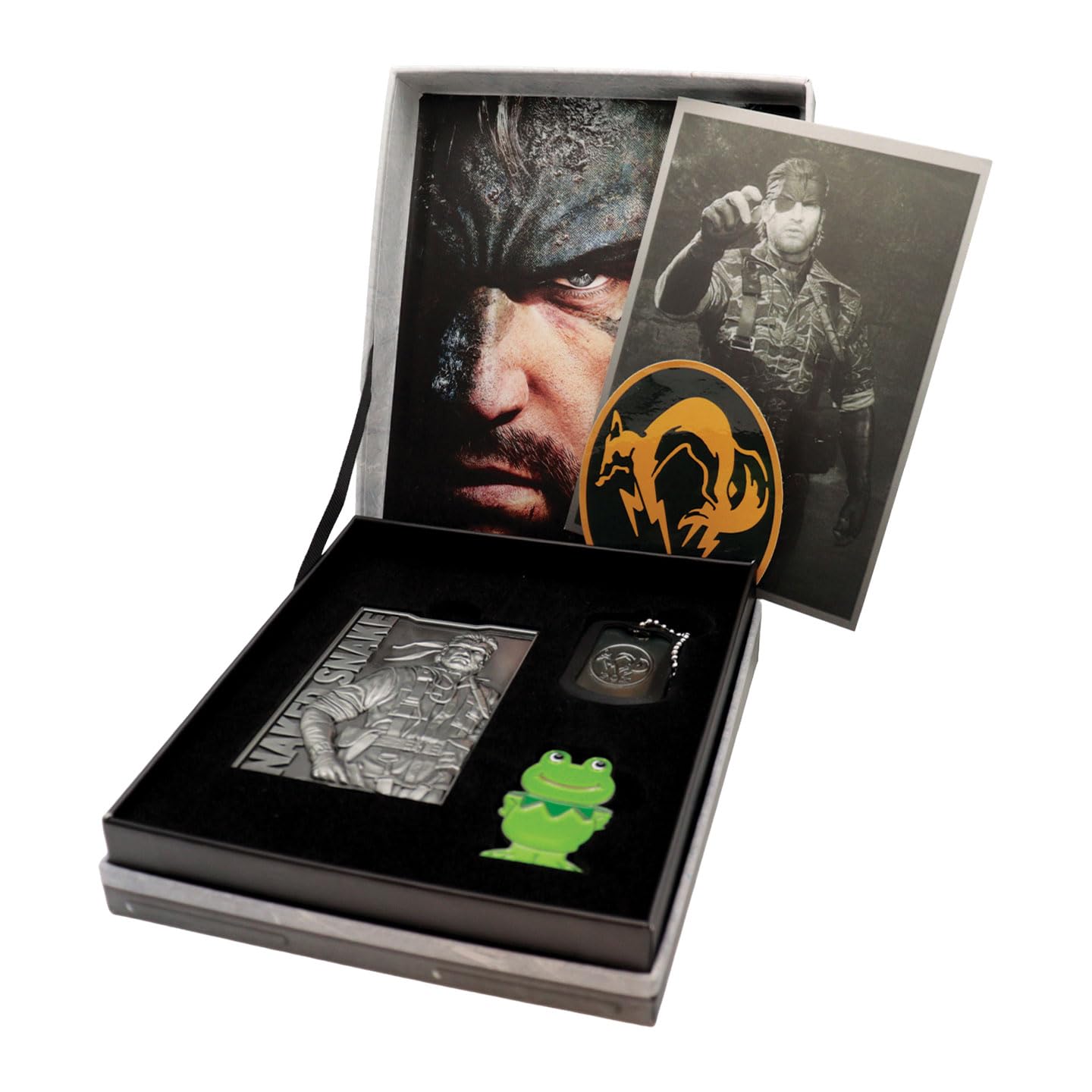 FaNaTtik Metal Gear Solid Delta: Snake Eater Collector’s Set – Official Limited Edition 5,000 Ammo‑Case Box with Ingot, Dog Tags, FOX Sticker, Art Card & Kerotan Pin