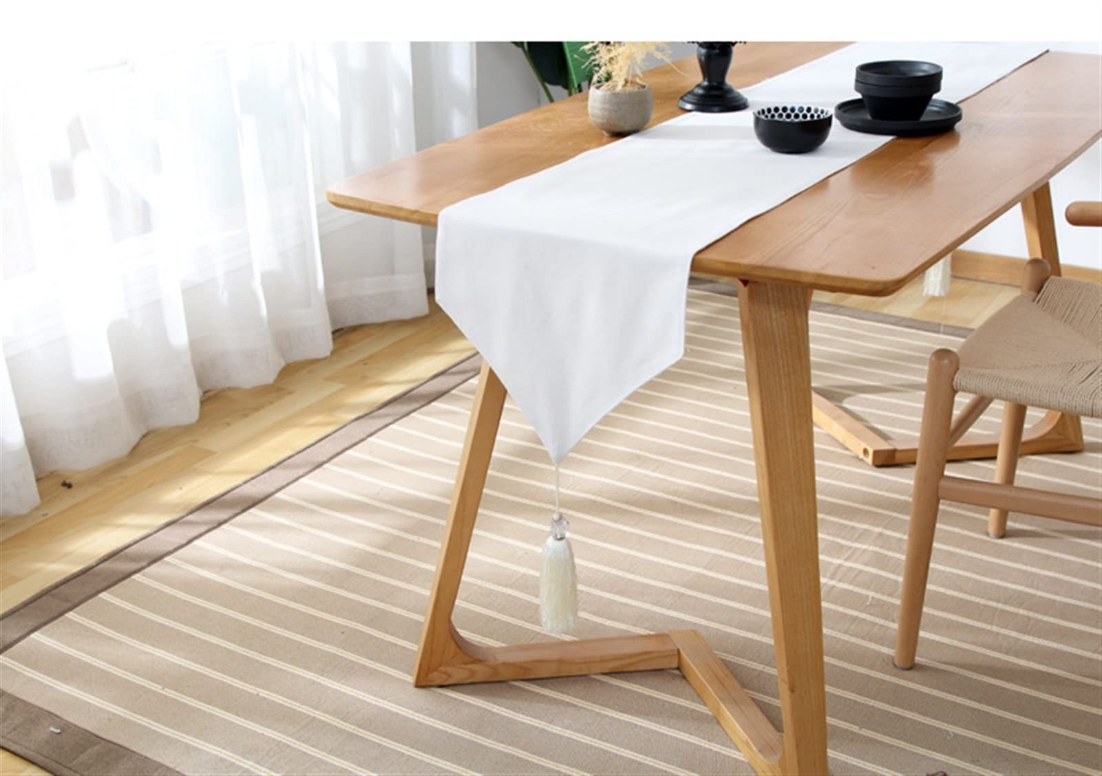 Elegancki i luksusowy Biały elegancki stół obrusowy czarny stół akcesoria Prezenty świąteczne (Color : White, Size : 33x220cm)