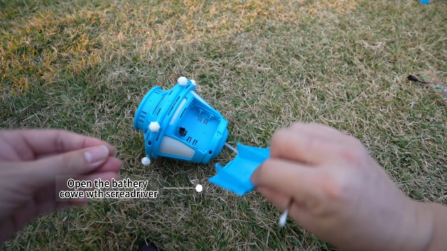 Amazon.com: BBnote Street Lamp Bubble Machine with Light