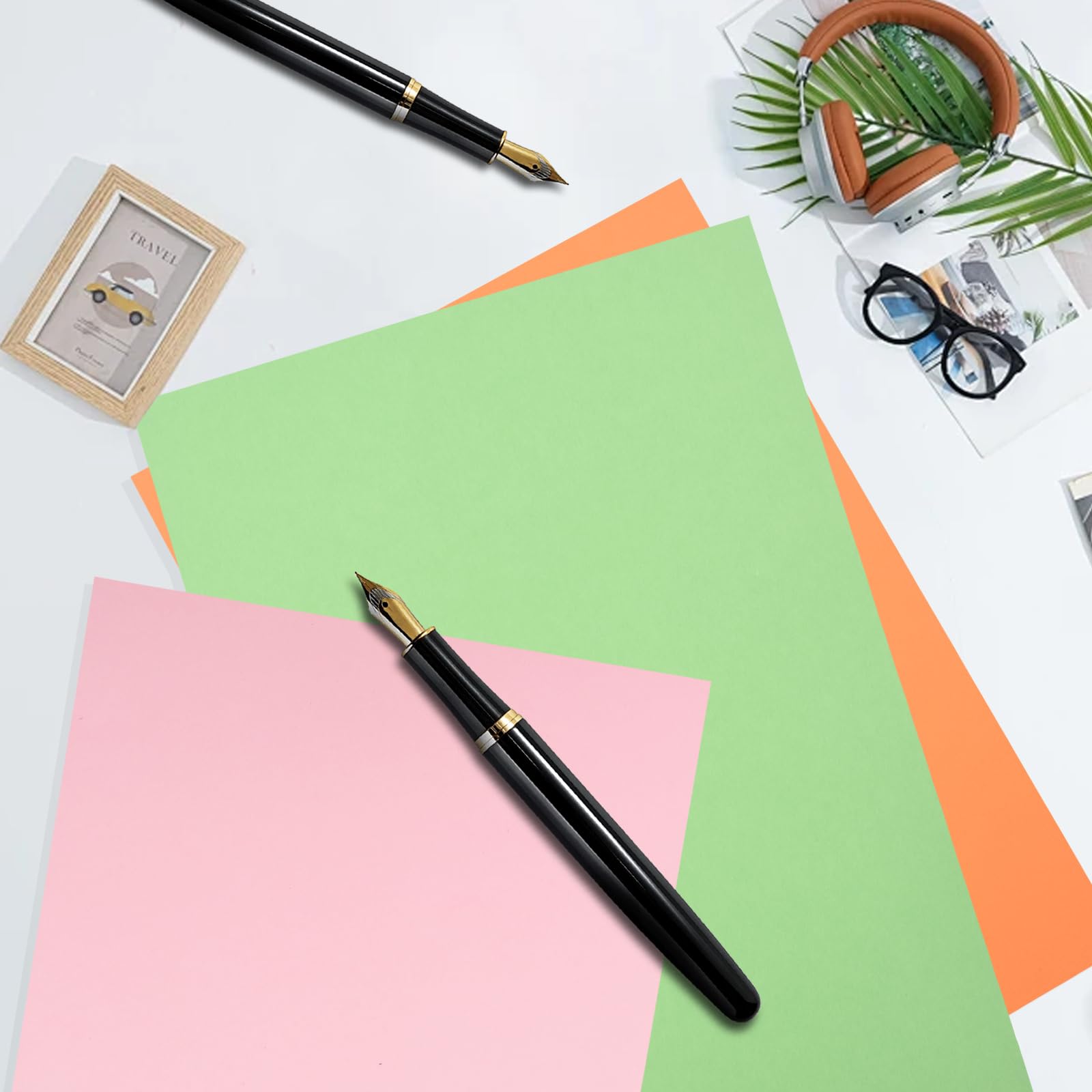 50 stuks kleurrijk papier A4, blad gekleurd karton 200 g/m², kleurpapier A4, A4 kaart, 10 kleuren, 21 x 29,7 cm kaartenpapier voor DIY kunst en creatieve decoratie