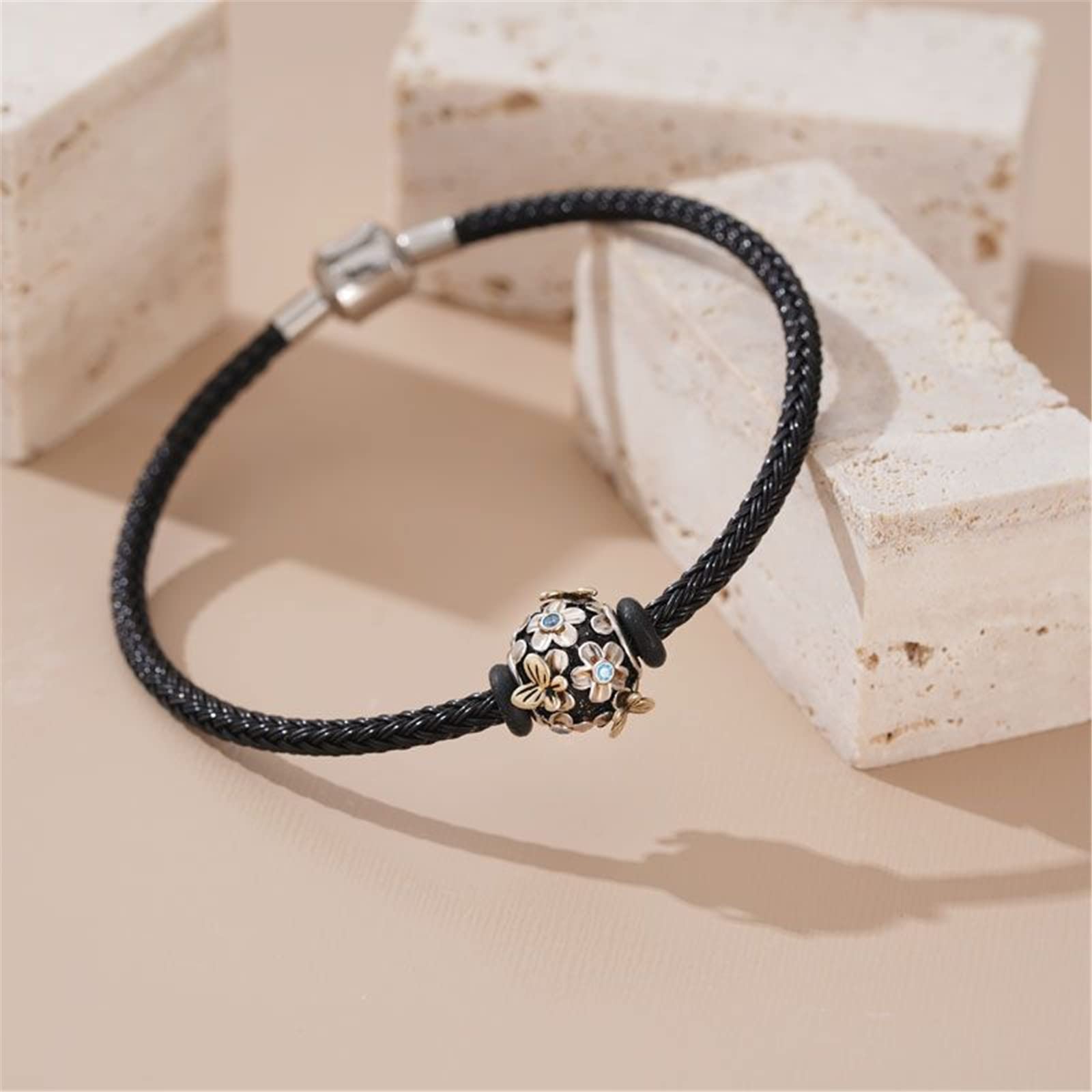 GNOCE Charm Perle Rotes Basic Armband mit 2 Stück Stopper Charm-Armband für Teenager-Mädchen Frauen Schmuck Valentinstag Muttertagsgeschenk