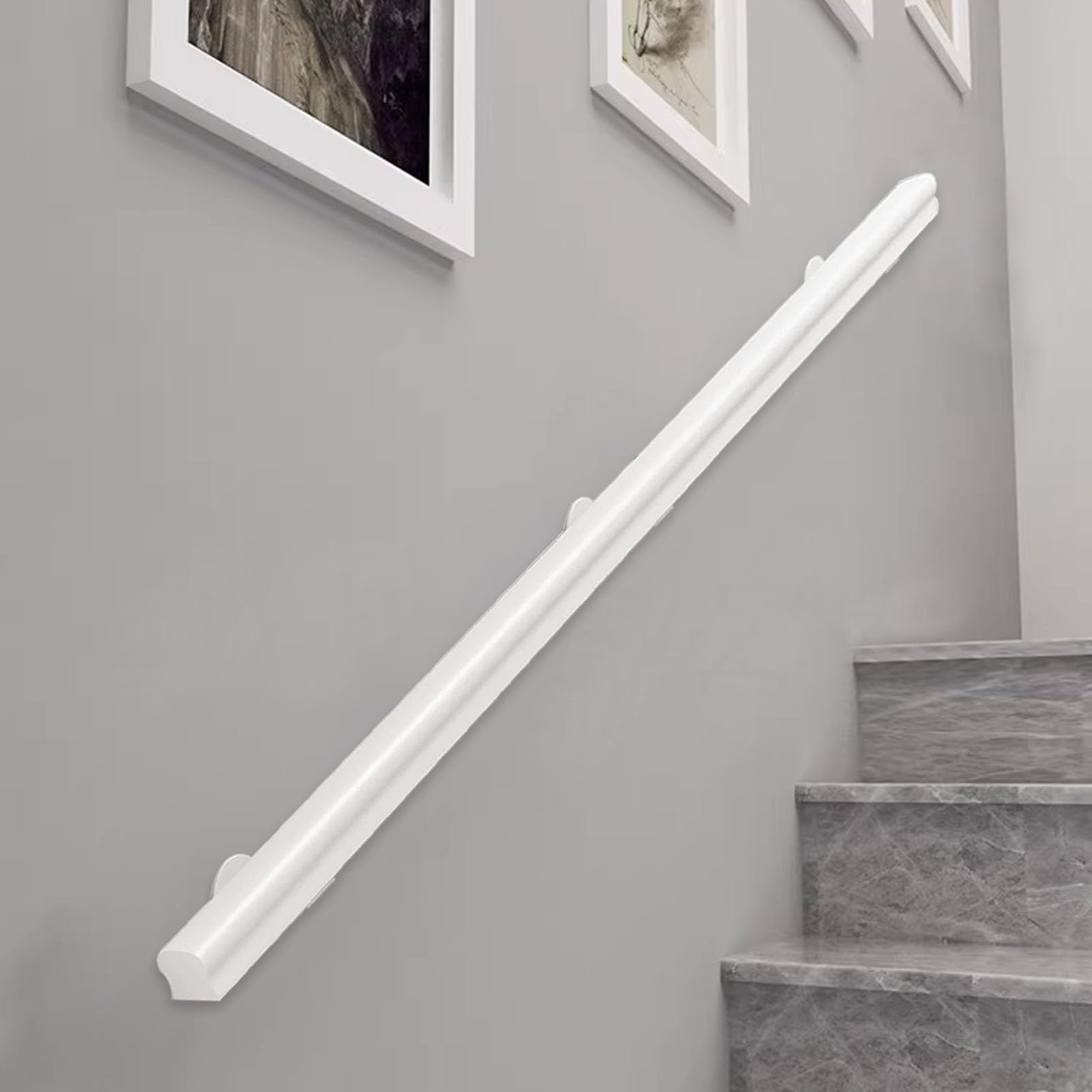 Main courante en bois laqué blanc de 140cm au design épuré
