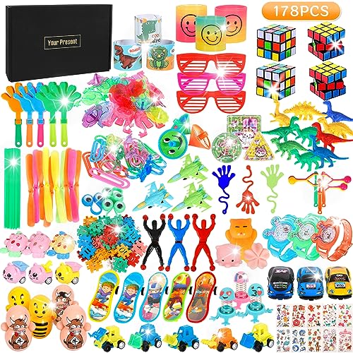 AOUVT 178 Pcs Premios Escolares Adornos Relleno de piñata Regalos, Carnival Party Toys Favores de Fiesta de Cumpleaños para Niños con Combatiente, Dinosaurio, Peonza Arcoíris y Tatuaje