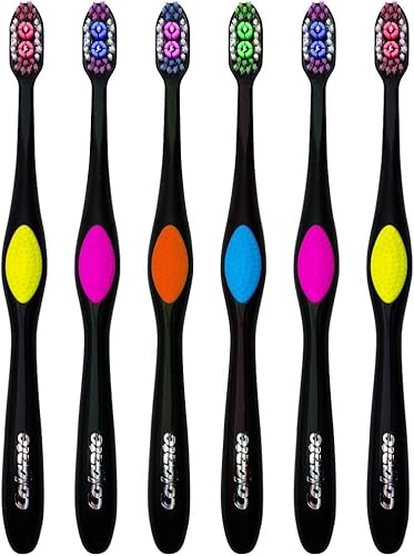 Miniatura 2 de Colgate 360 Fresh N' Protect - Cepillo de dientes ultra compacto, suave (los colores pueden variar) - Paquete de 6