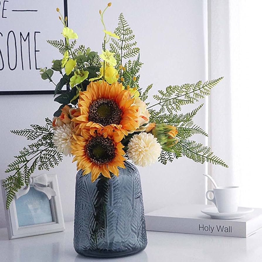 オレンジ色のひまわり6本 造花アレンジメント 陶器製花瓶付き オレンジ色のひまわり6本 造花アレンジメント 陶器製花瓶付き