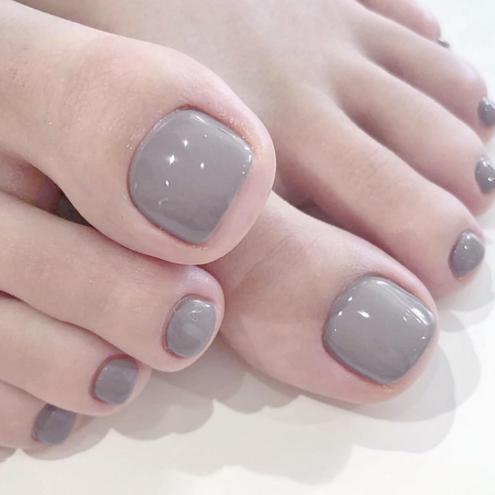 24Pcs French False Toenails, Short Square Grey Press on Toe Nails, Solid Color Cute Summer Fake Toe Nails