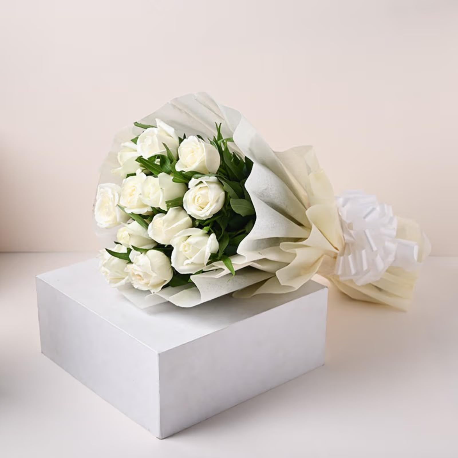 FlowerAura Fresh Flower Bouquet Gift White Fresh Live Roses With Non Woven Paper Flowers Bouquet Gifts For Girlfriend Boyfriend Wife & Husband Anniversary (Set 12 White) (Same Day Delivery (B0CBBZ88KN) Amazon Price History, Amazon Price Tracker