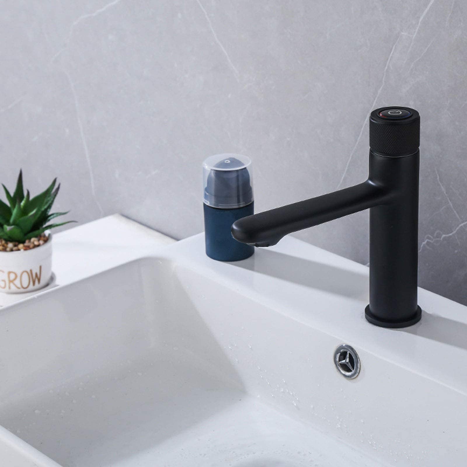 Bateria umywalkowa z mieszaczem ciepłej i zimnej wody, mosiężna bateria umywalkowa z ceramicznymi zaworami napowietrzającymi, kran do zlewu hostelowego do hotelu toalety kuchni toalety restauracji,
