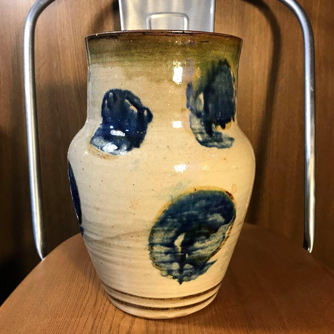 美しい古美術蔵から釉薬のプチプチしたかなり雰囲気のある壺、壷、花瓶