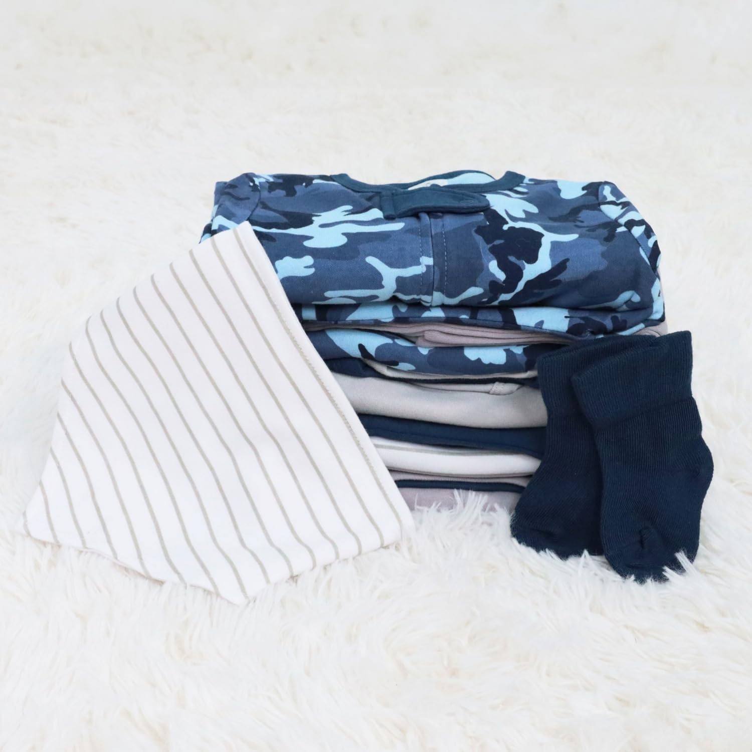 The Peanutshell Baby Layette Gift Set for Boys - 23 Piece New Born Boy Gift Set, Baby Clothes & Newborn Essentials Must Haves - Newborn Clothes 0-3 Months - Blue Camo - Image 7