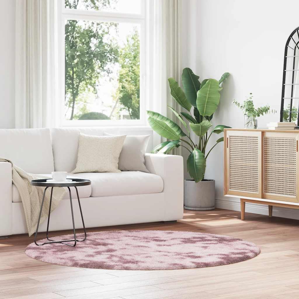 Tapis Shaggy rose poudré NAVARRA pour créer un salon cocooning
