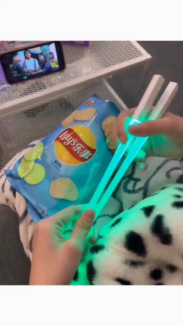 Bacchette Luminose LED - 2 Paia, Riutilizzabili E Sicure Per Alimenti - Foto 3