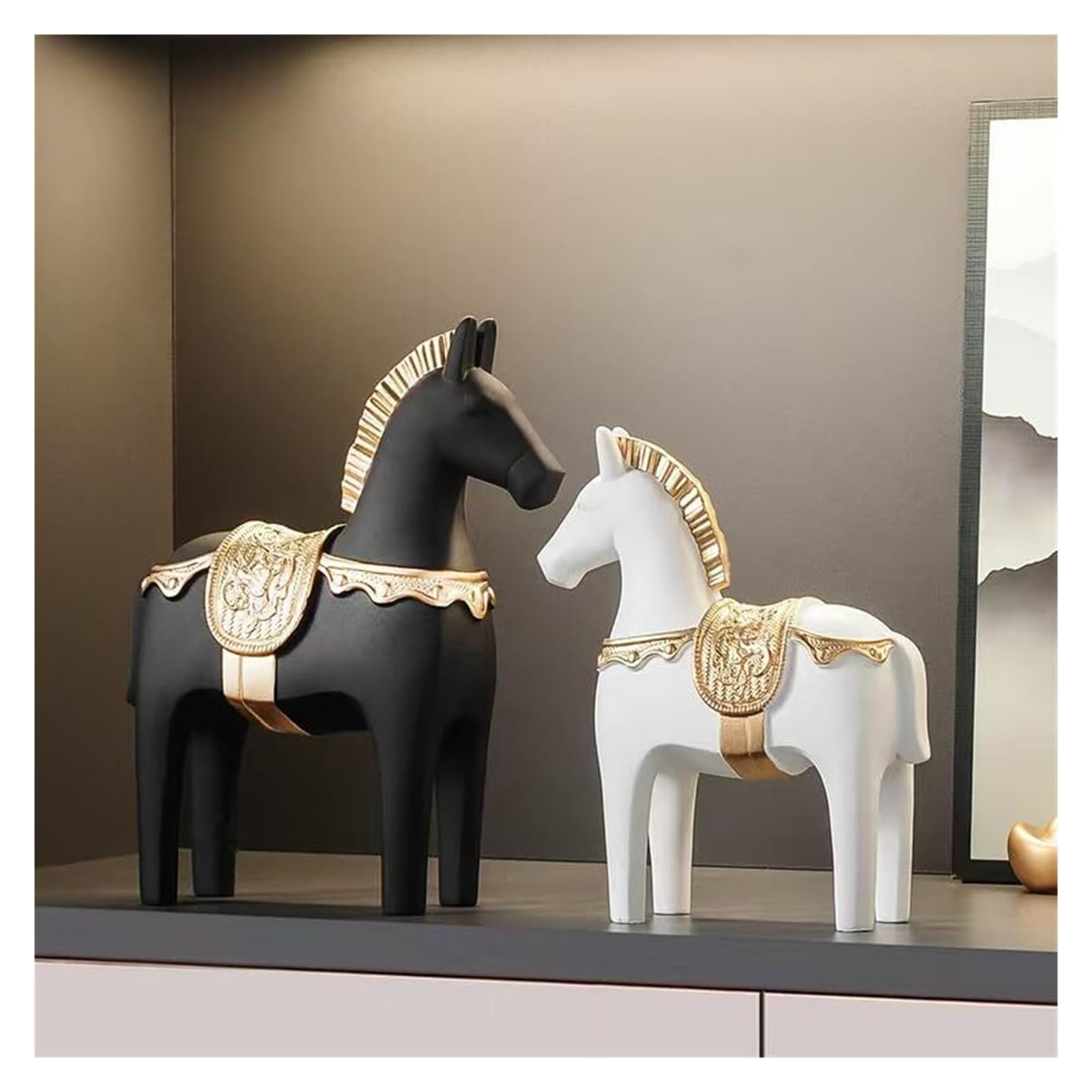 GlamourYard Front Porch Decor Nordic Art Horse Figurines Set of 2 Resin Sculpture Home Decor Accent Pieces Esculturas Decorativas Modernas(Black and White)