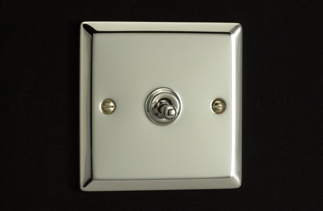 Varilight - 1G 1 Or 2W 10A Classic Toggle Switch Chrome - Xct1