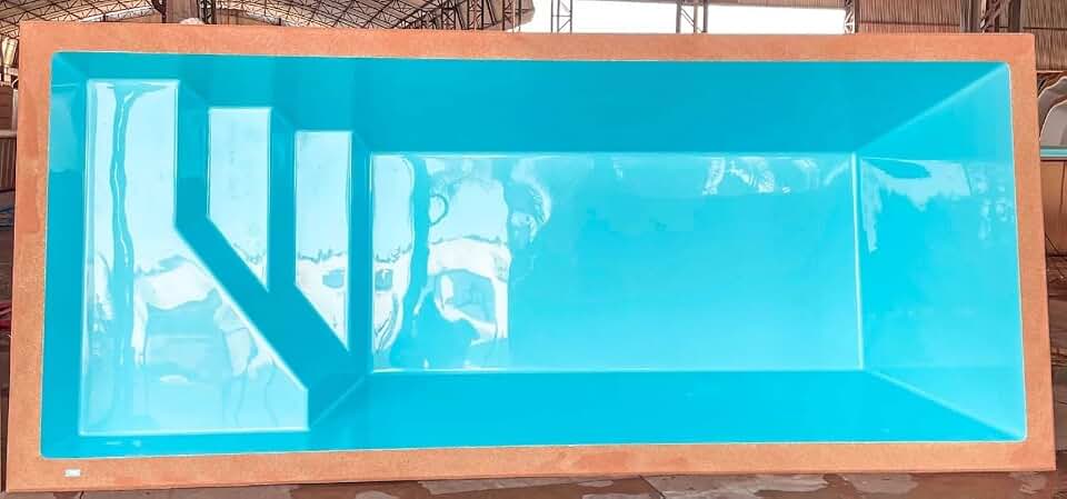 Kisol Infinity Slim KS-500 Fiberglass Inground Swimming Pool Shell - 16.4 ft x 7.2 ft x 4.7 ft - Blue