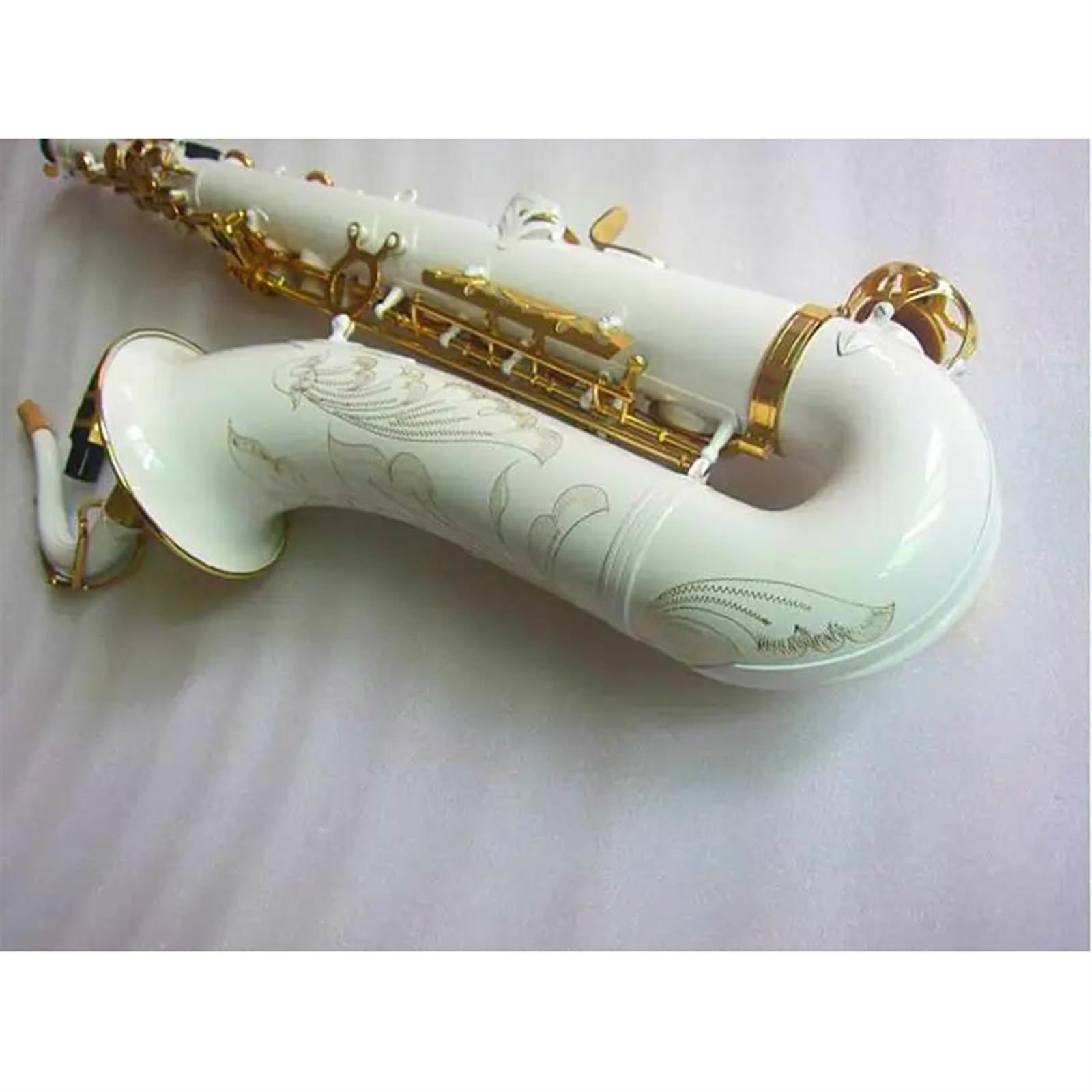 Saksofon Saksofon Tenorowy Bb Mosiężny Biały Saksofon Tenorowy Profesjonalny Instrument Muzyczny Z Ustnikiem W Obudowie