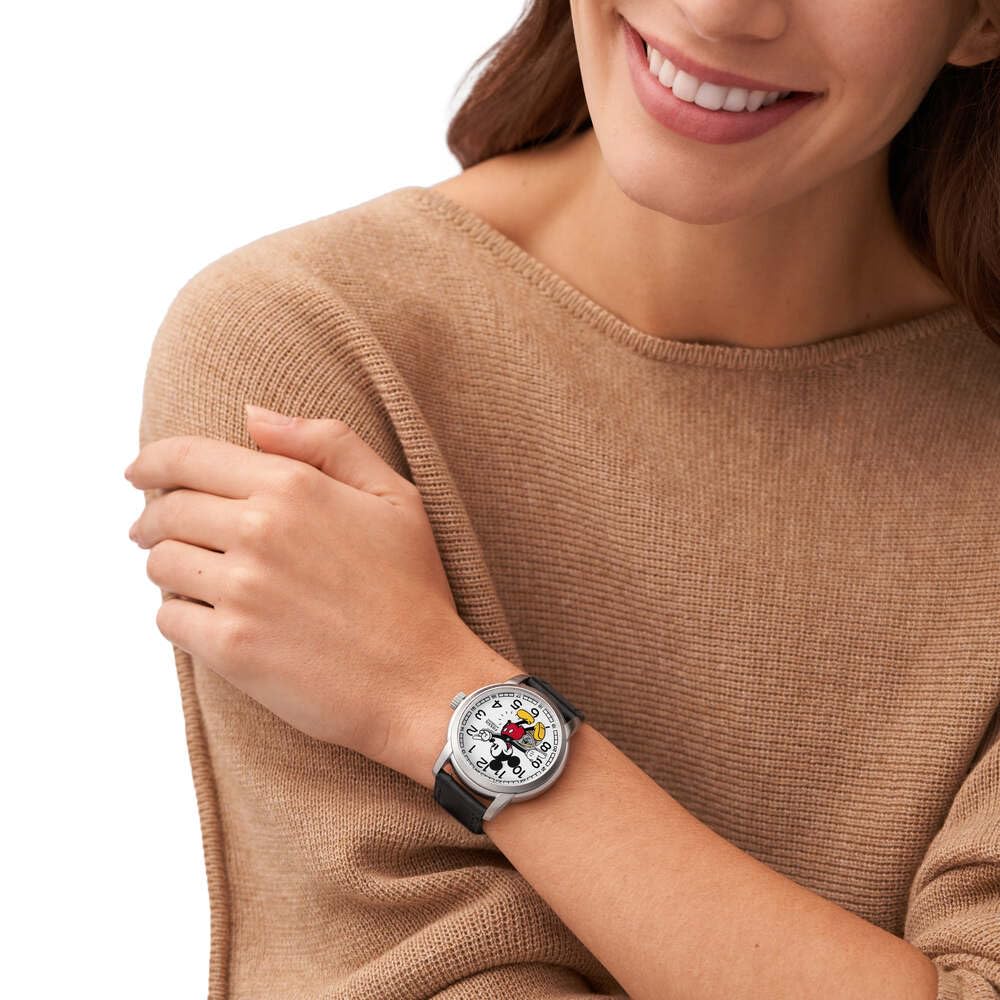 Fossil Mickey Mouse Reloj Unisex Adulto, Movimiento Automático con Correa de Acero Inoxidable O Cuero