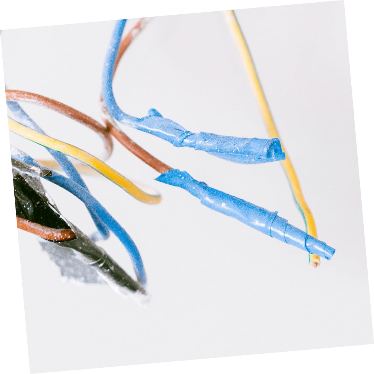 KOMBIUDA 12 rollos Cinta Aislante Eléctrica Resistente al Desgaste para Aislamiento y Reparación de Cables Hogar y Exterior