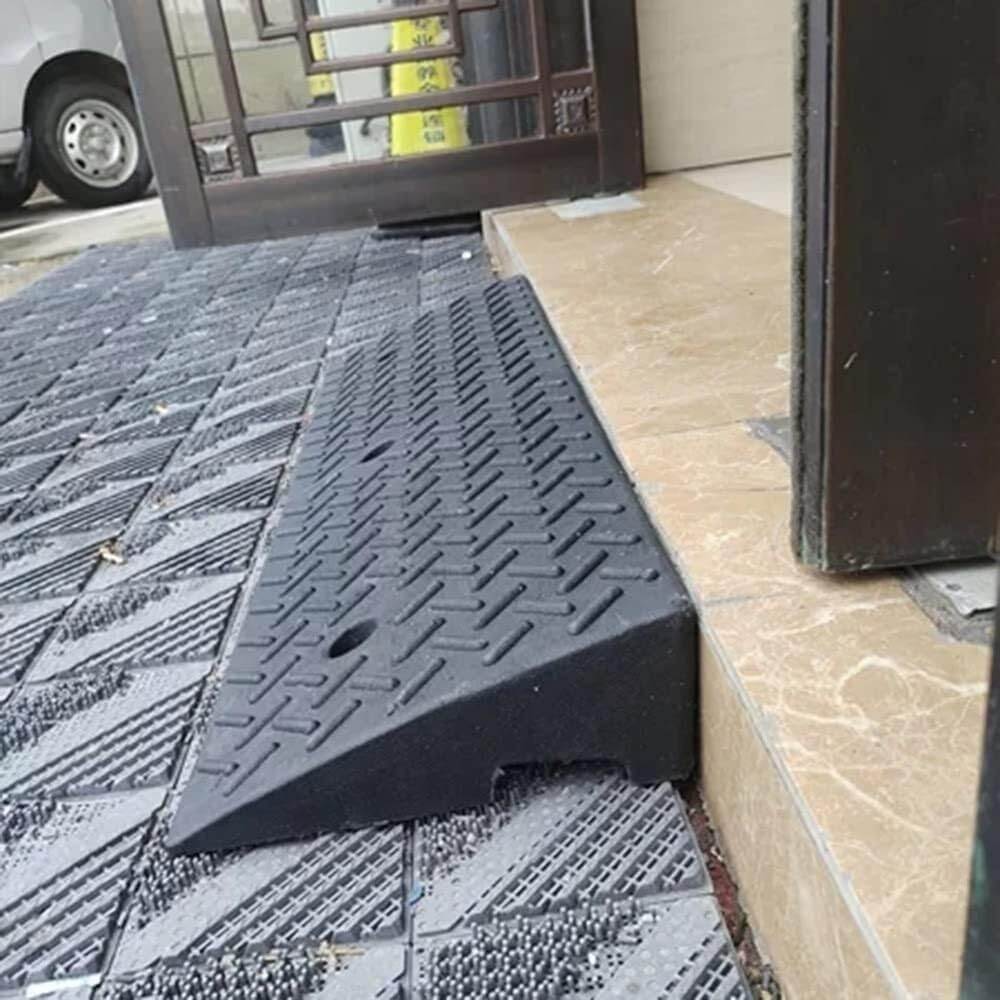 Schody rampowe Podjazdy progowe gumowe, przenośne podjazdy dla wózków inwalidzkich, wytrzymałe podjazdy krawężnikowe(100x25x3cm)