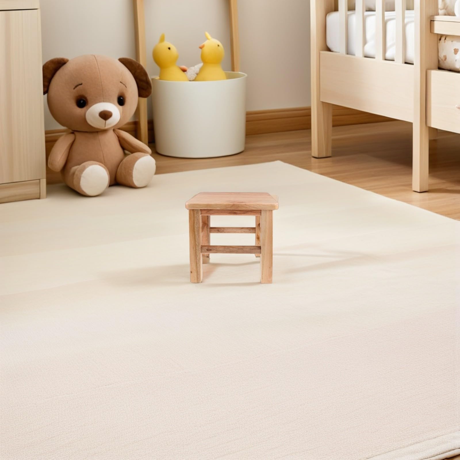 TEHAUX Holzstuhl für Erwachsene mit Rutschfester Oberfläche 4 Beinen und Sicher Abgerundeten Ecken Minimalistisches Design für Zuhause und Vielbeschäftigte Familien