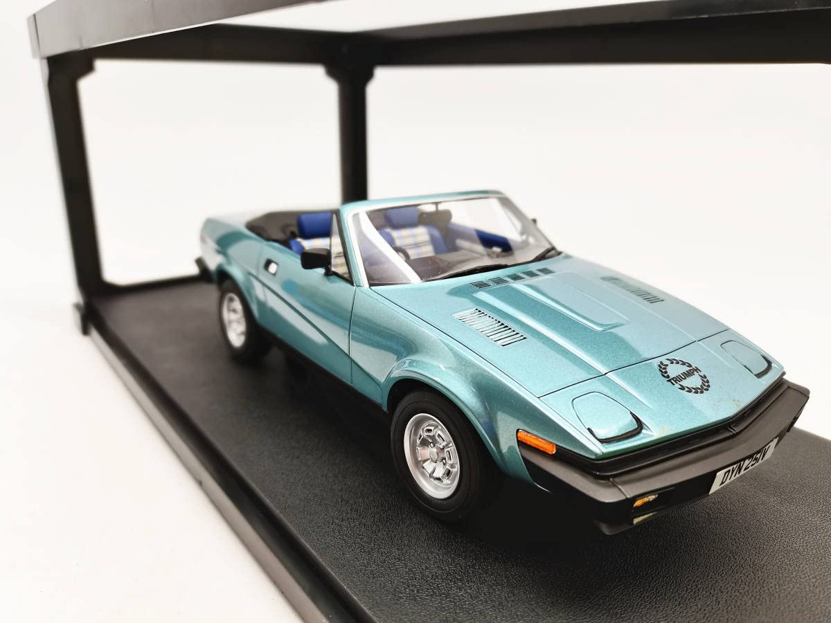 Amazon.co.jp: Cult 1/18 Triumph TR7 DHC 1980 Blue : Hobbies