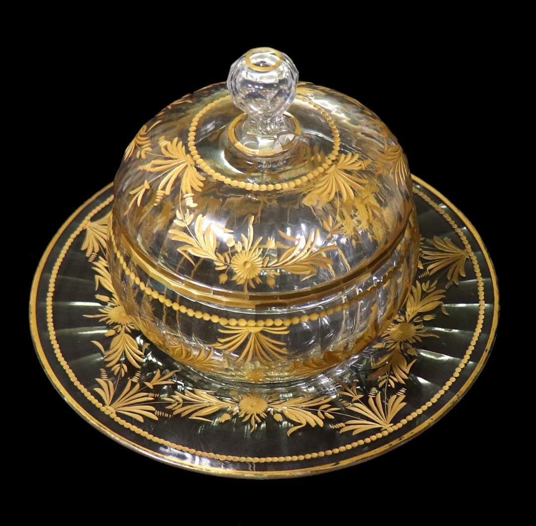 オールド・バカラ 最高級 1900年頃 金彩花柄 大型 蓋物&ソーサー 小物入れ オールド・バカラ 最高級 1900年頃 金彩花柄 大型 蓋物&ソーサー