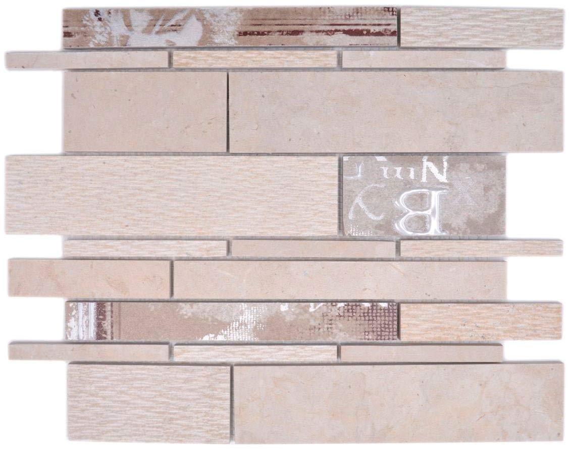 Carrelage mosaïque en marbre beige pour rénover une cuisine et des murs abîmés