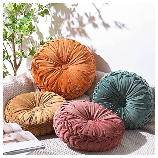 Classy Round Pleated Throw Pillows Set