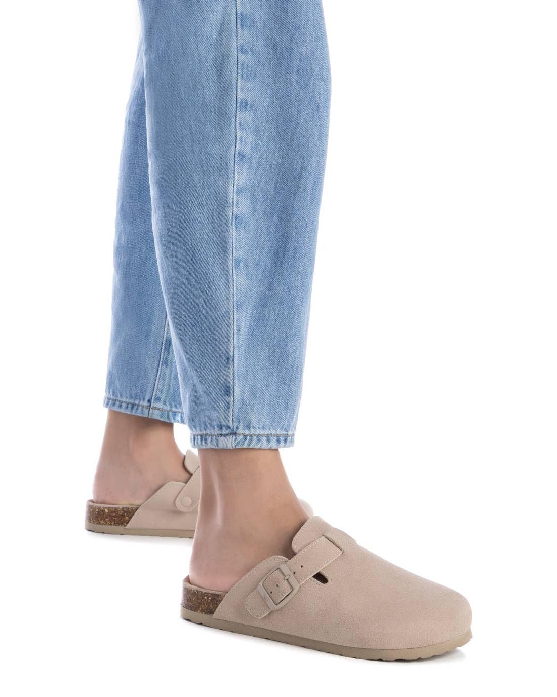 XTI - Zueco Mujer - Calzado Cómodo y Versátil - Moda Casual