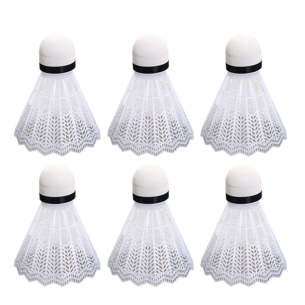 Disposizione di racchetta e volano da badminton | Foto Gratis