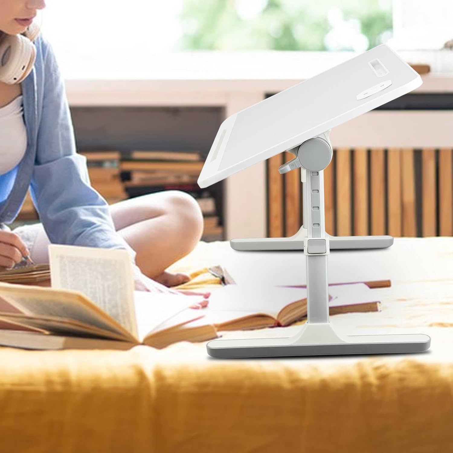 Portable Foldable Laptop Desk for Bed or Sofa, Laptop Stand with Foldable Legs, Grey