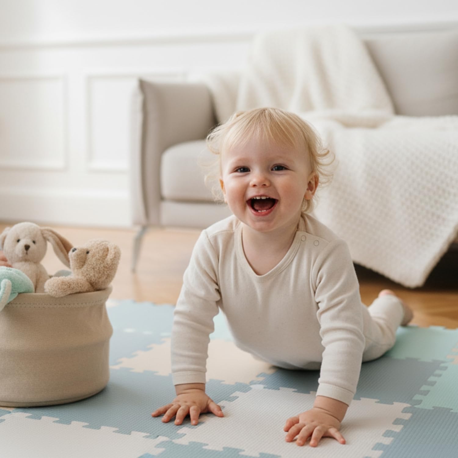 LittleTom 36 Pièces Tapis de Sol Bébé dès Le Premier Mois - 30x30 cm Dalles en Mousse EVA - Surface de Jeu Douce pour l'Éveil - Carrés Puzzle Antidérapants - Revêtement pour la Chambre des Petits