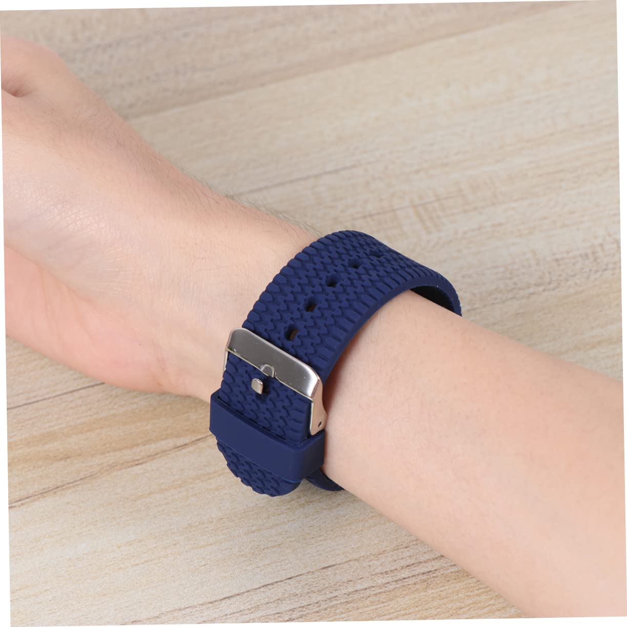 GALPADA Dark Blue Silicone Watch Band Exercise Tire Grain Design Replacement Strap for Fitness Watches Comfortable Durable Ergonomic Fit