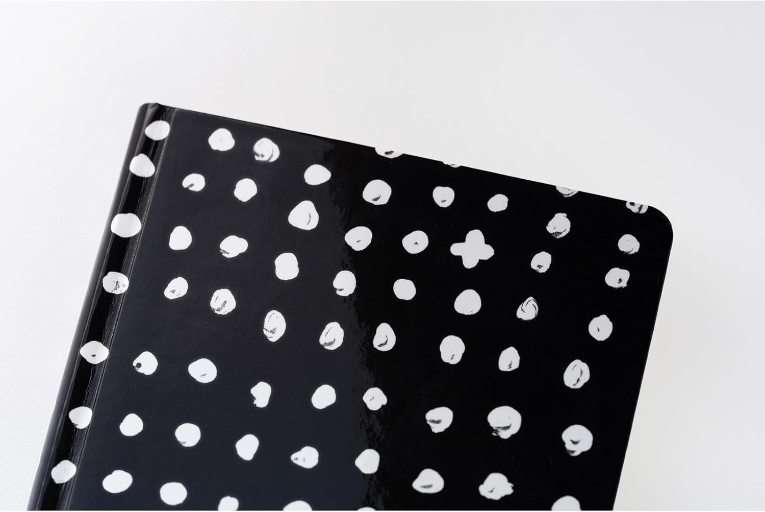 Hobonichi Techo 2026 Spring Weeks – Makoto Matsubayashi: Dot (Japanese, Tall & Slim, April Start)