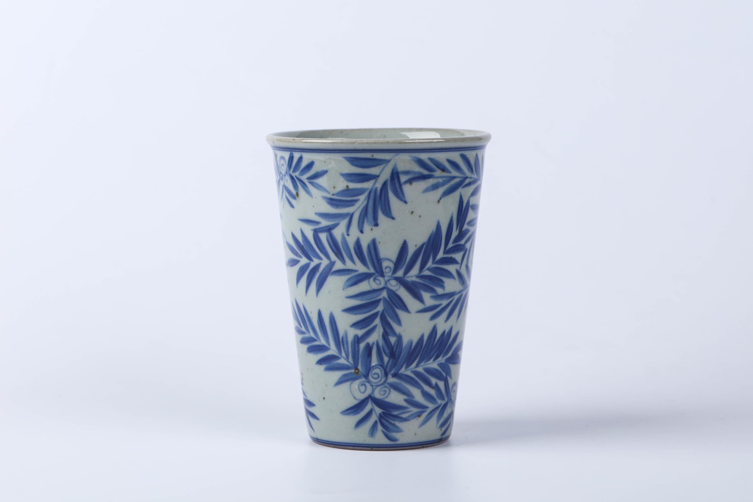 meicilin 14 oz ceramics Handmade blue and white Retro Coke cups coffee tea set of 4 china Coffee Mugs for Tea, Milk,Dishwasher and Microwave Safe?Free gift soft silicone cover and gift box