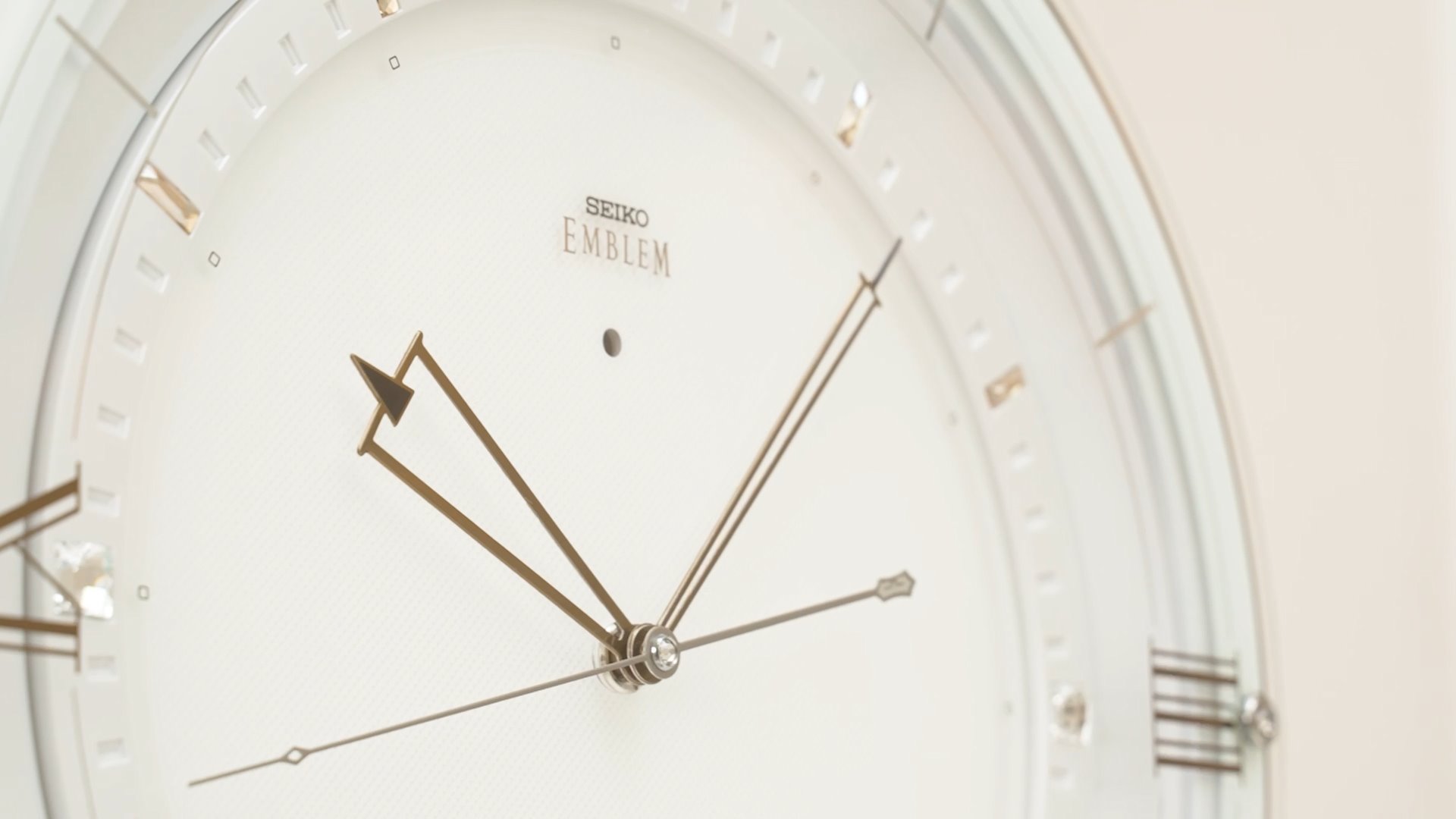 Amazon.co.jp: セイコークロック(Seiko Clock) 掛け時計 濃金 直径335