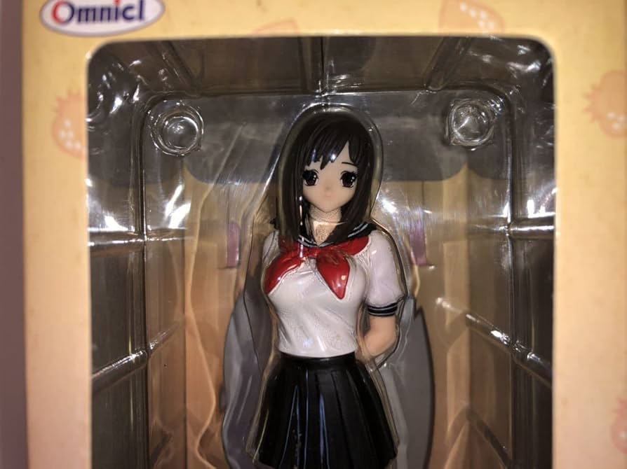 Amazon | TOMYいちご100%ドレスチェンジフィギュア 東城綾/西野