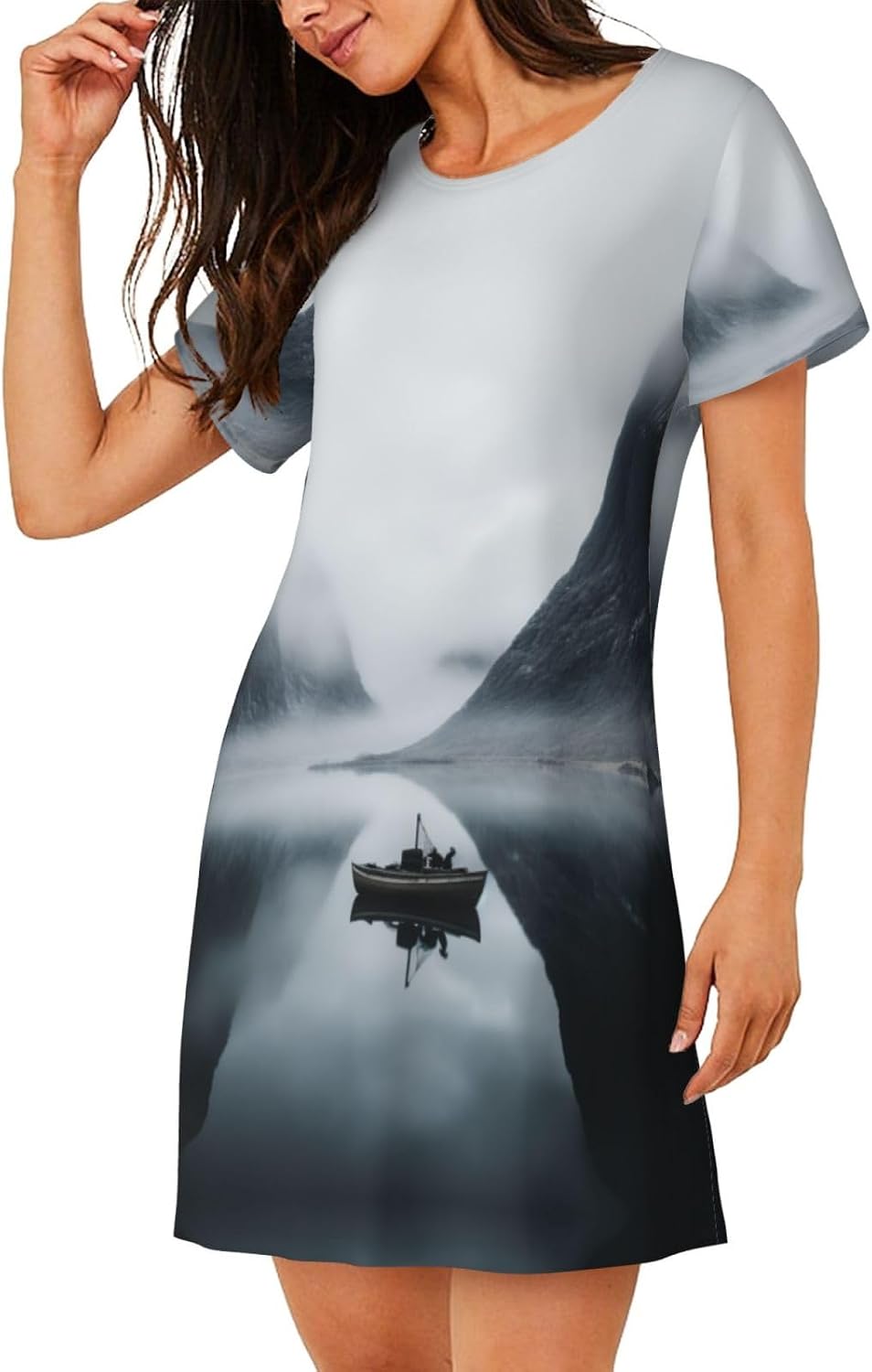 Mountain Lake Boats Print Sleep Shirts for Women Short Sleeve Night Shirts for Sleeping Pullover Nightgown