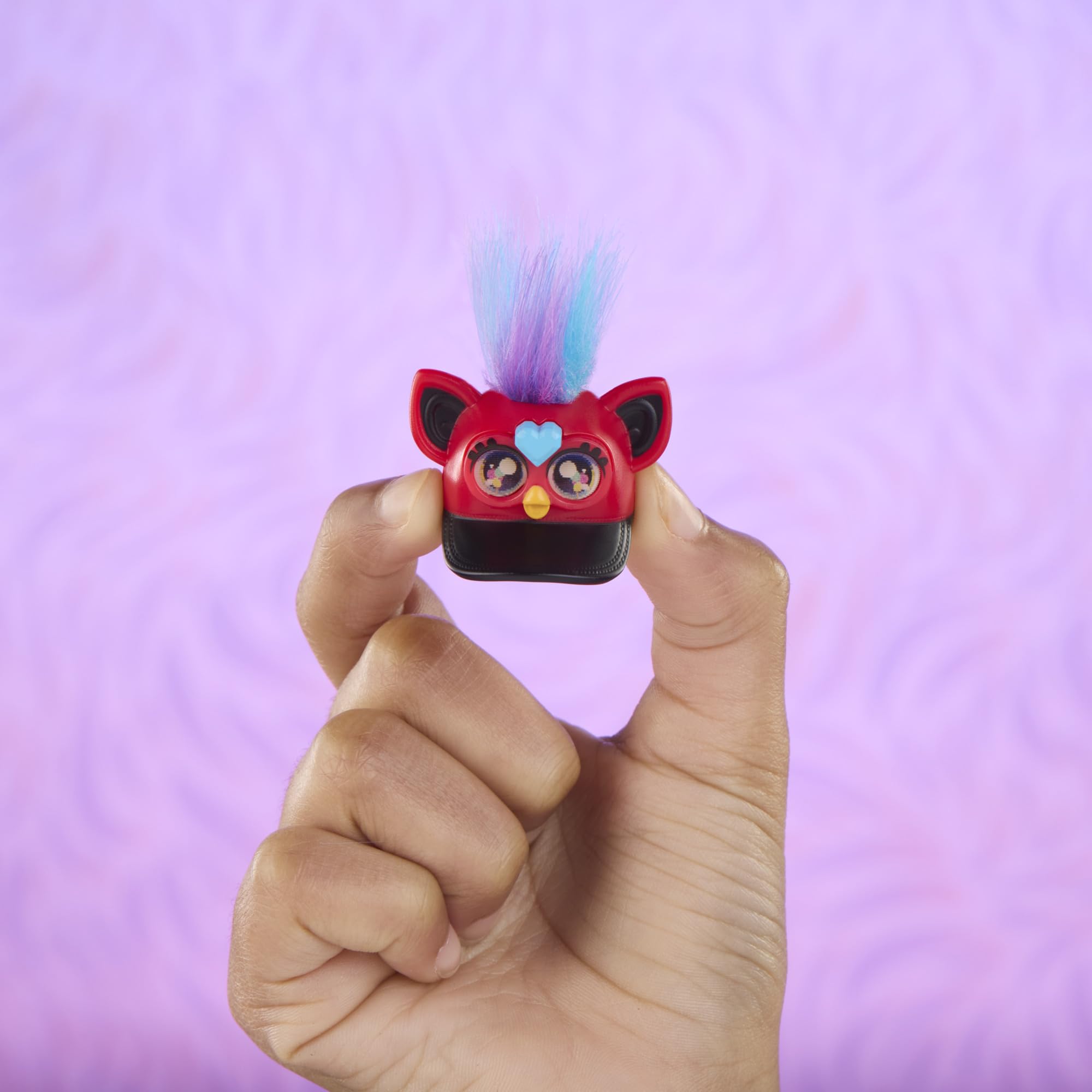 Sześciopak miniaturowych zabawkowych figurek Furby z motywami sportowymi, kolekcjonerskie figurki o wysokości 2,54 cm, wiek: od 5 lat