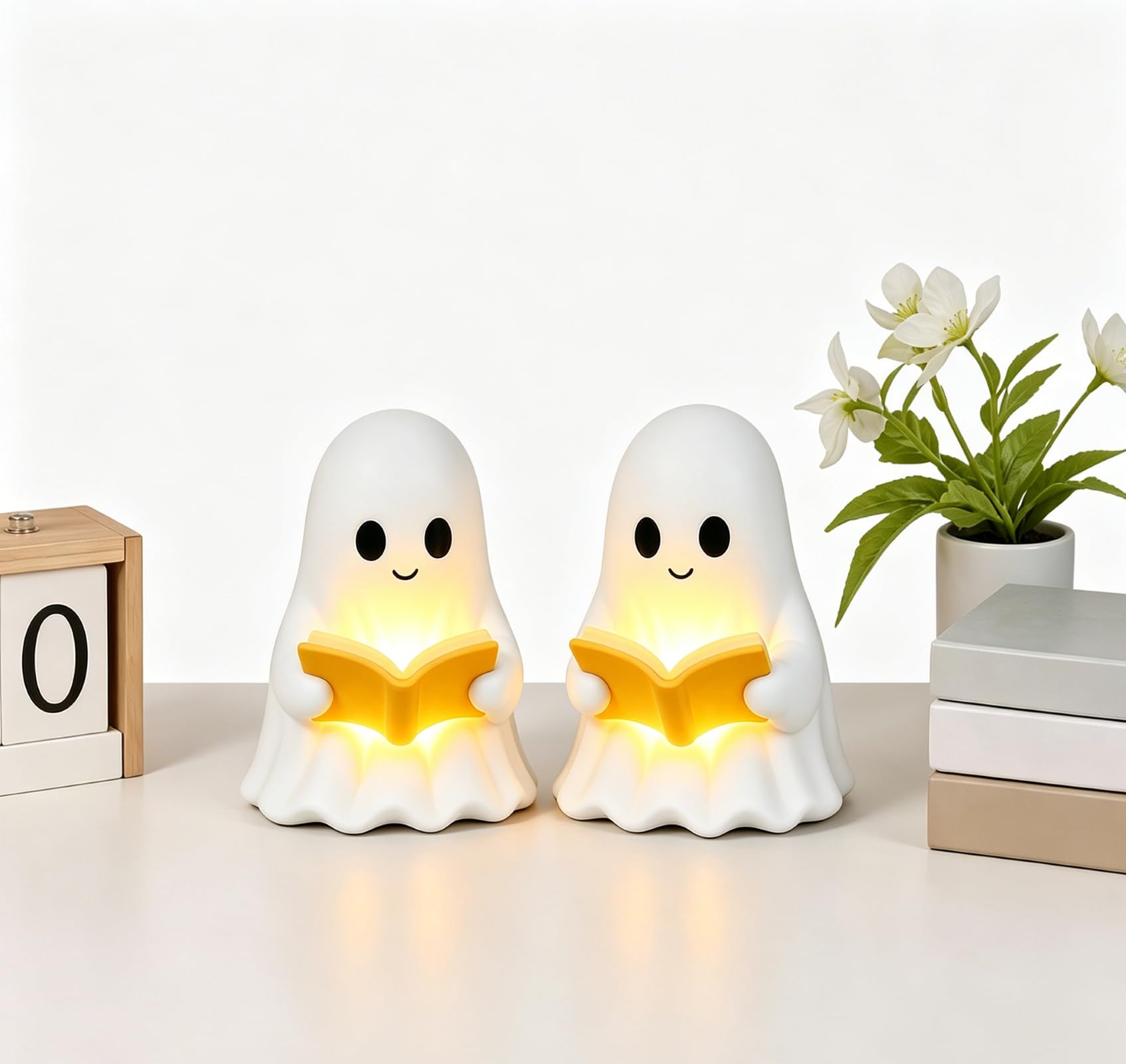 Cute Ghost Reading Book Lamp 3D Halloween Ghost Night Light with Book Funny LED Nightlight Figurine Soft Warm Ambient Decor Lamp for Bedroom Study Halloween Party Home Decor